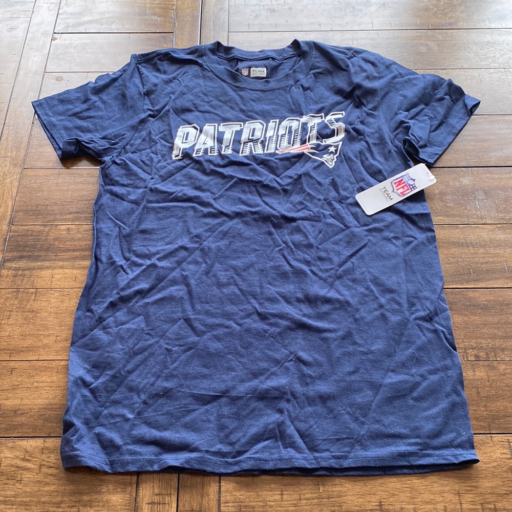 New England Patriots tee shirt
